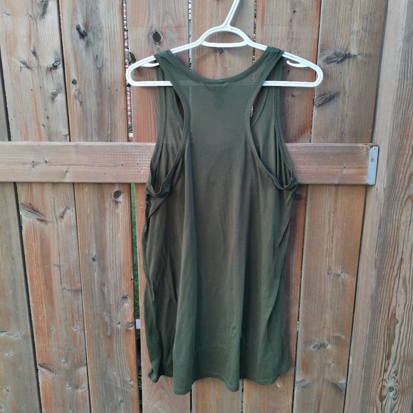 H&M Basic Green Fitted tank top - Size Large - Picture 2 of 3